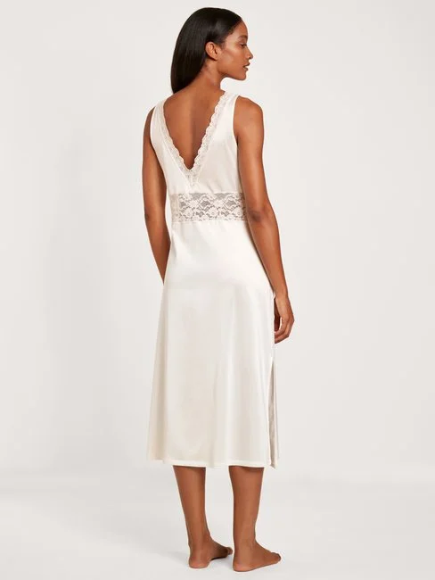 Calida 100% Nature Romance Nachthemd, Länge 120cm, Cradle To Cradle Certified® Star White 4 Calida 100% Nature Romance Nachthemd, Länge 120cm, Cradle To Cradle Certified® Star White – Bild 2