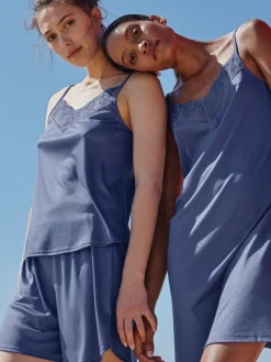 Calida Bamboo Nights Nachthemd Mit Spaghettiträgern, Länge 85cm Marine Water Blue -Unterwäsche Verkäufe Calida Bamboo Nights Nachthemd mit Spaghettitraegern Laenge 85cm blau 33051 427 2