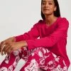 Calida Blooming Nights Pyjama, Lang Barberry Red 1 Calida Blooming Nights Pyjama, Lang Barberry Red -Unterwäsche Verkäufe Calida Blooming Nights Pyjama lang rot 43152 176