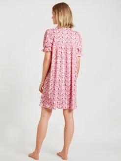 Calida Easter Nights Kurzarm-Nachthemd, Länge 90cm Red Glow -Unterwäsche Verkäufe Calida Easter Nights Kurzarm Nachthemd Laenge 90cm rot 32252 136 1