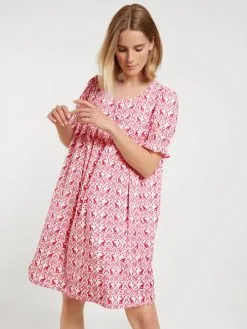 Calida Easter Nights Kurzarm-Nachthemd, Länge 90cm Red Glow -Unterwäsche Verkäufe Calida Easter Nights Kurzarm Nachthemd Laenge 90cm rot 32252 136 4