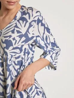 Calida Favourites Coast Loungedress, Länge 90cm Marine Water Blue -Unterwäsche Verkäufe Calida Favourites Coast Loungedress Laenge 90cm blau 30397 427 4
