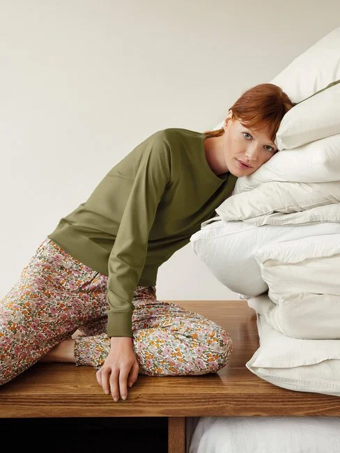 Calida Favourites Blossom Langarm-Shirt, Raglanärmel Olive Branch 3 Calida Favourites Blossom Langarm-Shirt, Raglanärmel Olive Branch