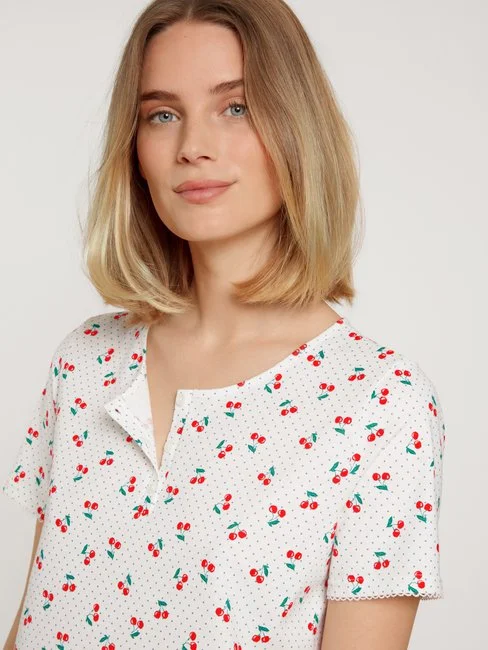 Calida Fruity Dreams Kurzarm-Nachthemd, Länge 95cm Red Glow 6 Calida Fruity Dreams Kurzarm-Nachthemd, Länge 95cm Red Glow – Bild 4