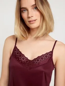 Calida Glamorous Nights Nachthemd Mit Spaghettiträgern, Länge 120cm Dark Cherry -Unterwäsche Verkäufe Calida Glamorous Nights Nachthemd Laenge 120cm rot 34097 177 4