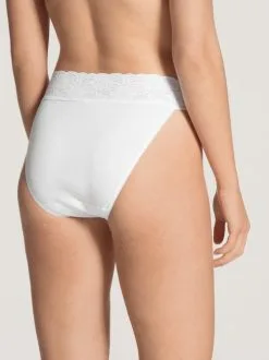 Calida Iconics Tangaslip Weiss -Unterwäsche Verkäufe Calida Lycraspitze Tanga high waist weiss 21904 001 1