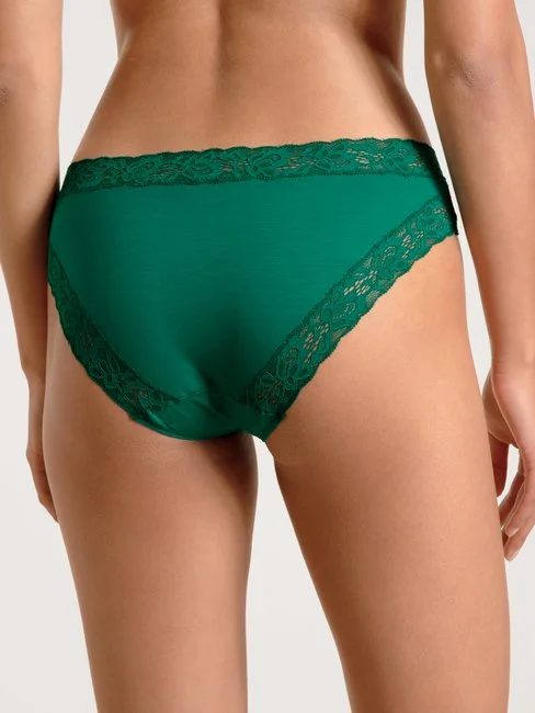 Calida Natural Comfort Lace Slip, Regular Cut Nevada Green 4 Calida Natural Comfort Lace Slip, Regular Cut Nevada Green – Bild 2
