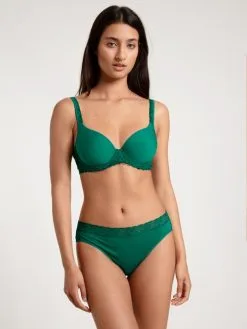 Calida Natural Comfort Lace Slip, Regular Cut Nevada Green 8 Calida Natural Comfort Lace Slip, Regular Cut Nevada Green -Unterwäsche Verkäufe Calida Natural Comfort Lace Slip regular cut gruen 22756 678 2