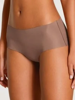 Calida Natural Skin Seamless-Panty, Low Cut, Cradle To Cradle Certified® Truffle Brown