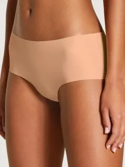 Calida Natural Skin Seamless-Panty, Low Cut, Cradle To Cradle Certified® Peach Parfait
