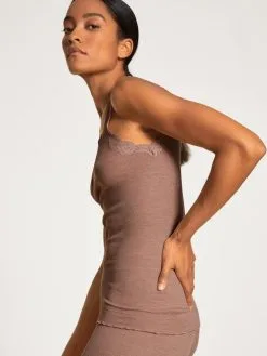 Calida Richesse Lace Top Ohne Arm, Wolle & Seide Truffle Brown -Unterwäsche Verkäufe Calida Richesse Lace Top ohne Arm aus Wolle Seide braun 12990 078 5