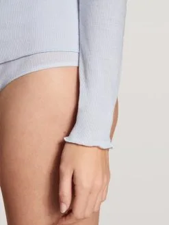 Calida Silky Wool Glam Langarm-Shirt Aus Wolle-Seide Arctic Ice -Unterwäsche Verkäufe Calida Silky Wool Glam Langarm Shirt aus Wolle Seide blau 15459 521 3