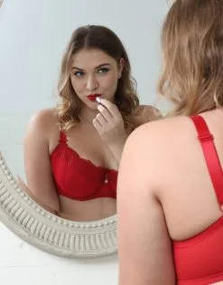 SugarShape BH "Ruby" Red -Unterwäsche Verkäufe sugarshape balconette bh ruby front editorial single crop 2