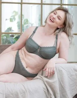 SugarShape BH "Sienna" Olive -Unterwäsche Verkäufe sugarshape bh sienna olive front editorial single full 3