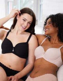 SugarShape BH "True" Black -Unterwäsche Verkäufe sugarshape bh true black front editorial double crop 1