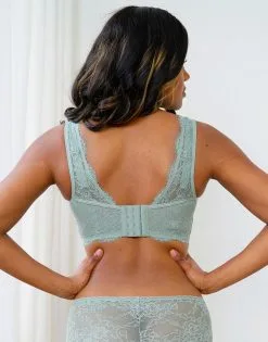 SugarShape Bralette "Emilia" Sage -Unterwäsche Verkäufe sugarshape bralette emilia sage back editorial single bhs 75 90 crop 1