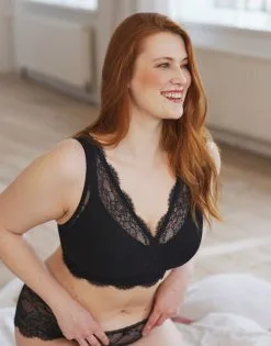 SugarShape Bralette "Emilia" Black -Unterwäsche Verkäufe sugarshape bralette panty emilia black front editorial single bhs 90 107 5 hs 115 full 2