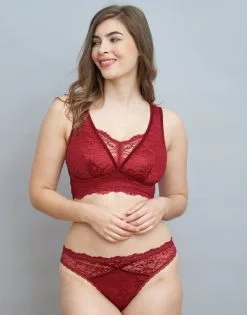 SugarShape Brazilian-Slip "Eliana Velvet" Burgundy -Unterwäsche Verkäufe sugarshape brazilian slip eliana velvet burgundy front packshot model darkgrey single full 2