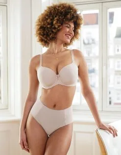 SugarShape High-Brazilian-Slip "Invisible" Sand 13 SugarShape High-Brazilian-Slip "Invisible" Sand -Unterwäsche Verkäufe sugarshape high brazilian slip invisible sand front editorial single full 1