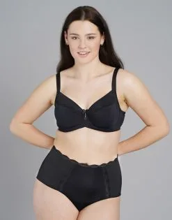 SugarShape High-Waist-Panty "Clara" Black -Unterwäsche Verkäufe sugarshape highwaistpanty clara black front packshot model grey single full 1