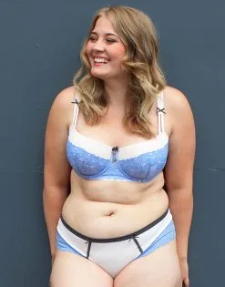 SugarShape Panty "Holly" 17 SugarShape Panty "Holly" -Unterwäsche Verkäufe sugarshape holly editorial blaue wand