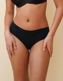 SugarShape Panty "Cotton Basic" Black -Unterwäsche Verkäufe sugarshape panty basic cotton black front editorial single crop 2