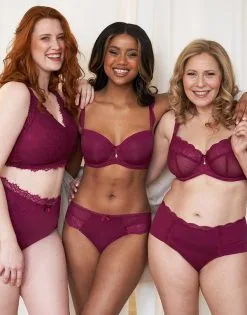 SugarShape Schalen-BH "Clara" Bordeaux -Unterwäsche Verkäufe sugarshape schalen bh string clara bordeaux front editorial tripple full 1