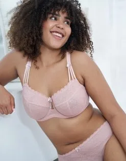 SugarShape BH "Sienna" Rose -Unterwäsche Verkäufe sugarshape spitzen bh sienna rose front editorial single crop 2