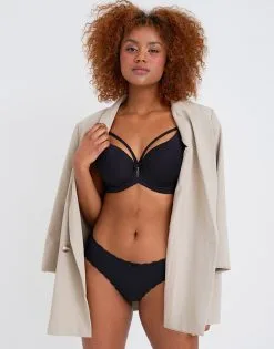 SugarShape String "Pure Basic" Black -Unterwäsche Verkäufe sugarshape string pure basic black front editorial single hs 105 full 3