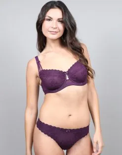 SugarShape String "Sienna" Plum -Unterwäsche Verkäufe sugarshape string sienna plum front packshot model grey single full 1