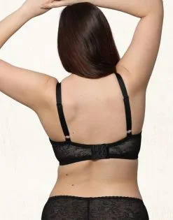 SugarShape BH "Evita" Black 11 SugarShape BH "Evita" Black -Unterwäsche Verkäufe sugarshape t shirt bh evita black back editorial single crop 1